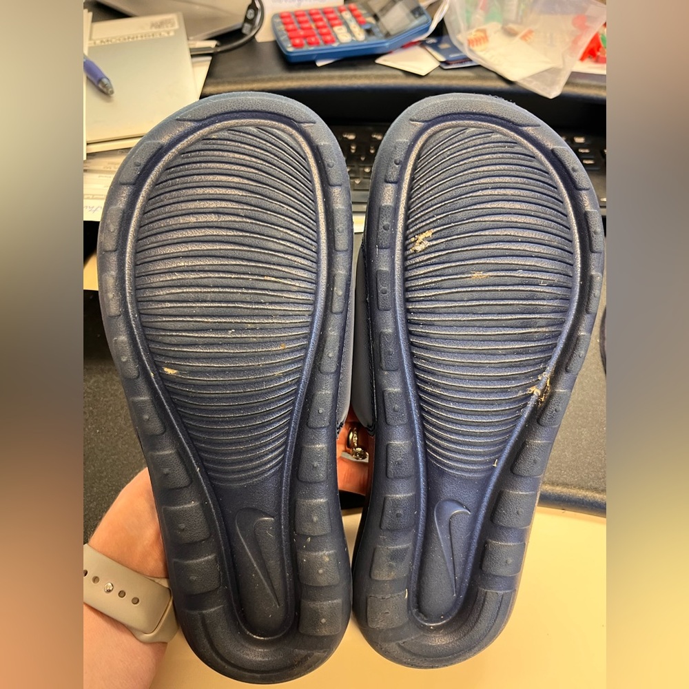 Nike Navy Slide Sandals size 7 men’s - Picture 4 of 5